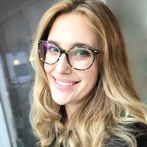 Meet your Posher, Ashley